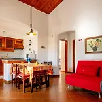 Lotus 2- By Interhome