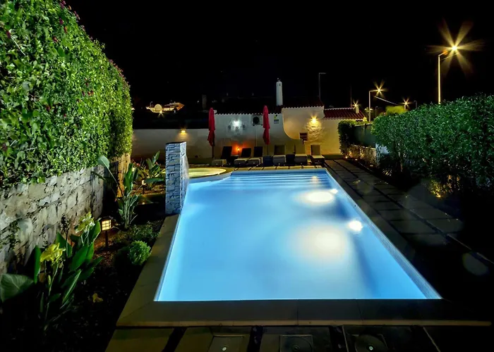 Lotus 2- By Interhome 알부페이라